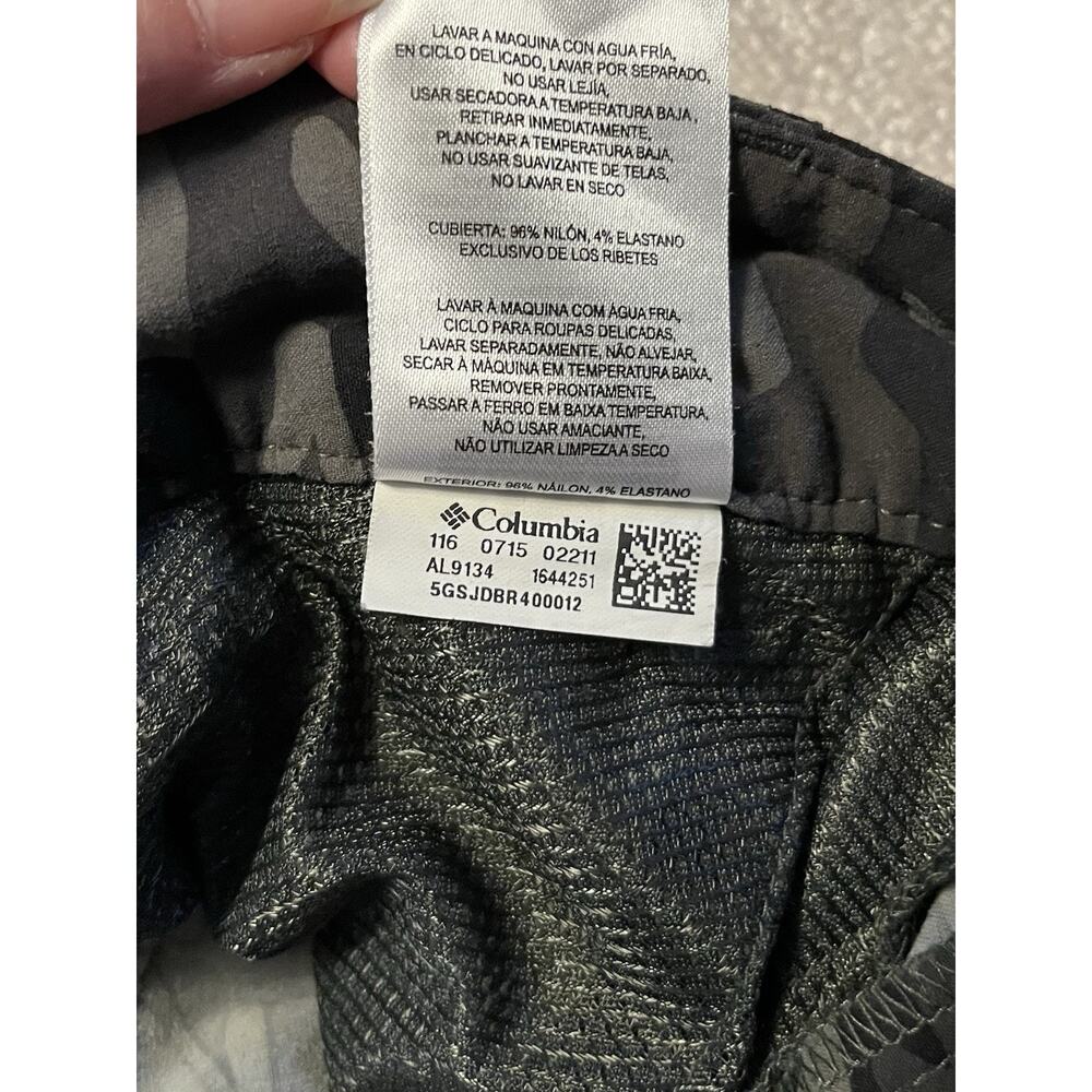 Columbia Camo Pants Womens 4 Green Hiking Utility Trail Omni-Shield Roll Tab Hem - Picture 10 of 14